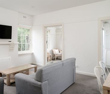 Renovated Fully Furnished Apartment - Photo 1