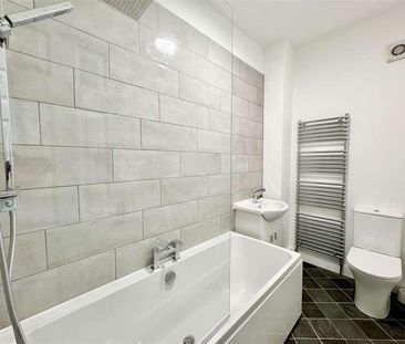 Blenheim Avenue, Barnsley, S70 - Photo 3