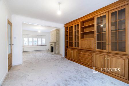 3 bedroom semi-detached house to rent - Photo 2