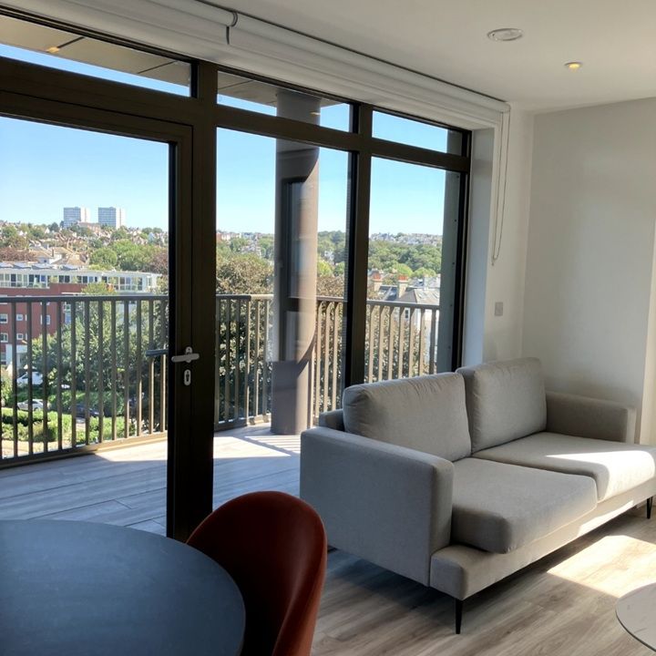 2 Bed Flat, Preston Road, BN1 - Photo 1