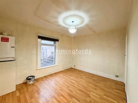 Winkfield Road, Plaistow,london, E13 - Photo 1