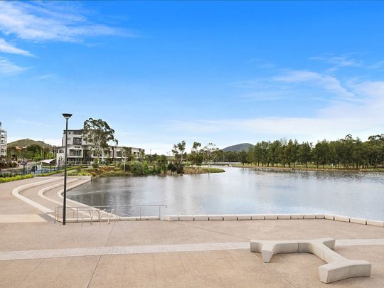 Waterside living. - Photo 1