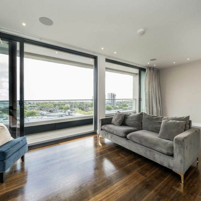 Finchley Road, Finchley Road, NW3 - Photo 1