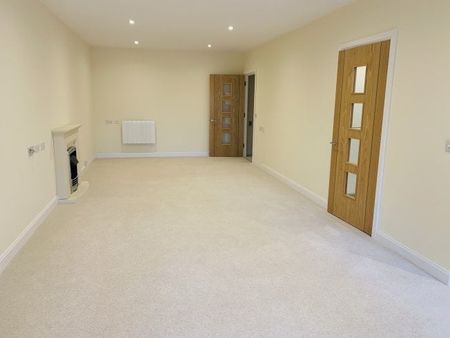 Hawkesbury Place, Cheltenham, GL54 - Photo 3