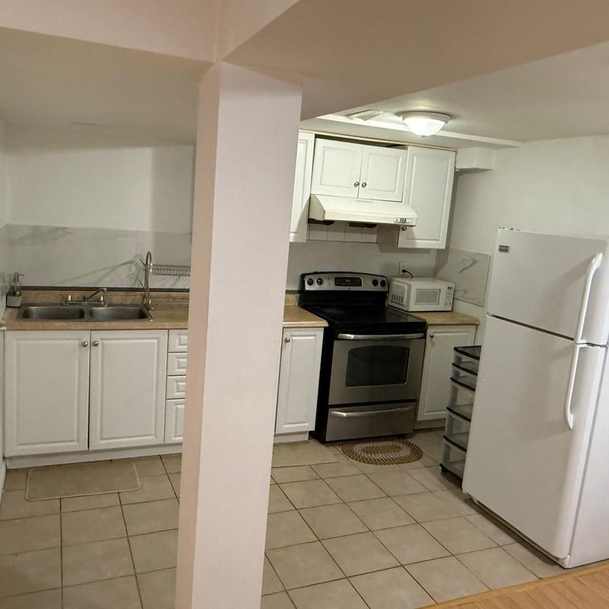 For Lease - 3 Lowcrest Boulevard Unit# Basement, Toronto, Ontario - Photo 1