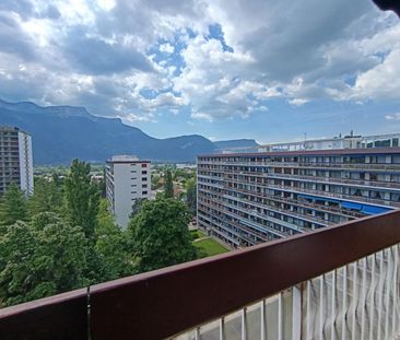 Location Appartement 3 pièces 74m² ST EGREVE 38120 - Photo 4