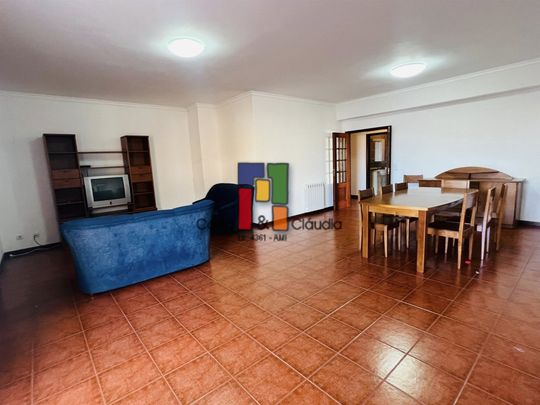 Apartamento T4 - Photo 1