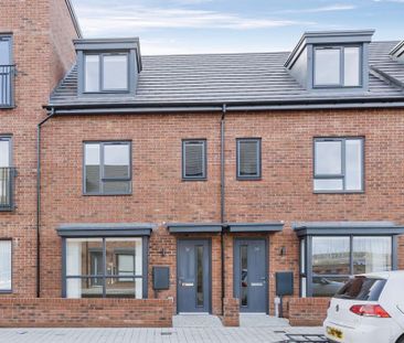 3 bedroom townhouse to rent - Photo 1