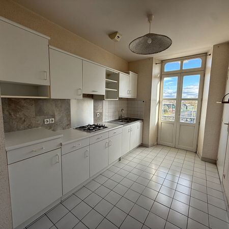 Location Appartement 2 pièces 52m² - Photo 3