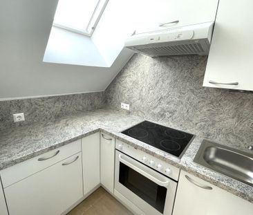 Helle und ruhige Dachgeschosswohnung mit Fernsicht, 7 Min zur U6, 4... - Photo 4