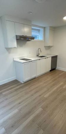 Brand New 1 Bedroom 1Bath @Vancouver West Dunbar - Utilities included! - Photo 1