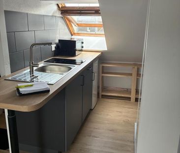 Location Appartement 1 pièce Meublé 15m² AMIENS 80000 - Photo 4