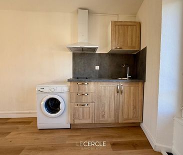 Appartement Thiers sur Thève T2 30 m2 chambre + Mezzanine, - Photo 4