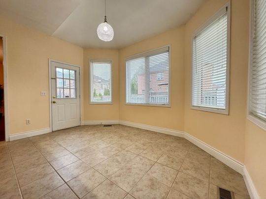 For Lease - 26 Belgrave Square, Markham, Ontario - Photo 1