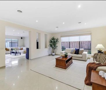 Modern, Large Family Home! - Photo 1