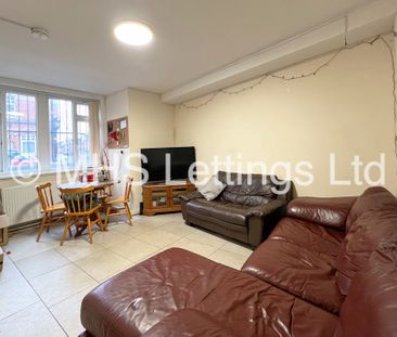 1 Wrangthorn Place, Leeds, LS6 1HB - Photo 4