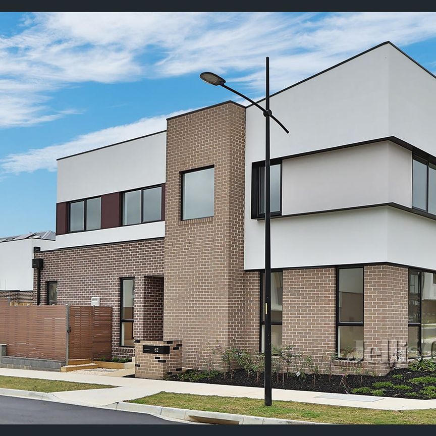 Contemporary 4 Bedroom Home at Brickworks - Photo 1