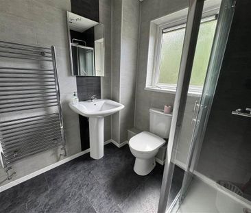 11 Oakvale Gardens, Belfast, BT17 0SD - Photo 3