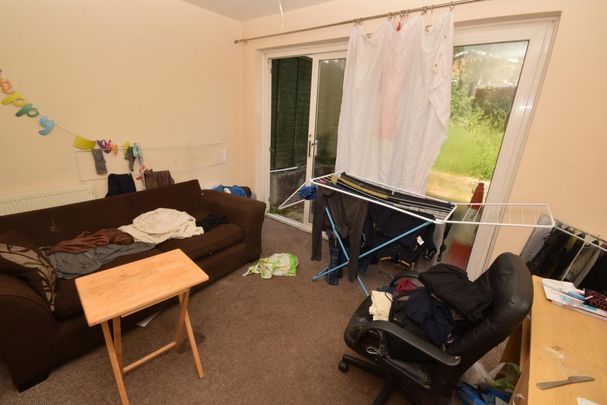 4 bedroom apartment to rent - Photo 1