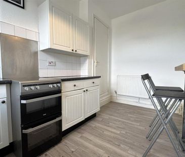 2 bedroom duplex to rent - Photo 3