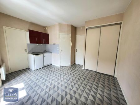 Location Appartement 2 pièces 29m² CLERMONT FERRAND 63000 - Photo 3