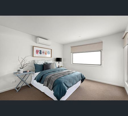 8/553 Murray Road, Preston, Vic 3072 - Photo 3