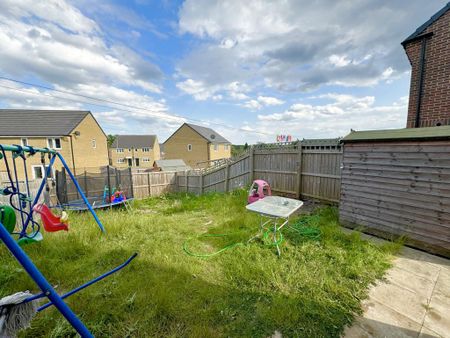 2 bedroom semi-detached house to rent - Photo 3