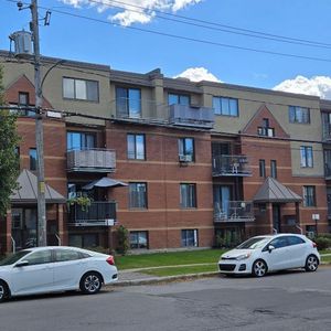 Logement de 4 1/2 à louer - Photo 2