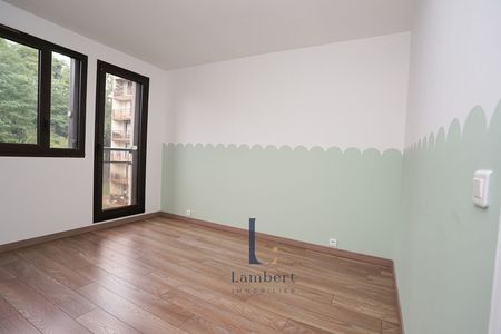 Location Appartement 4 pièces 84m² - Photo 4