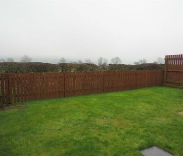 3 bedroom House To Let - Photo 4