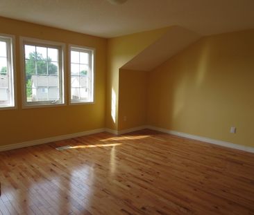 For Lease - 175 David Bergey Drive Unit# F31, Kitchener, Ontario - Photo 3