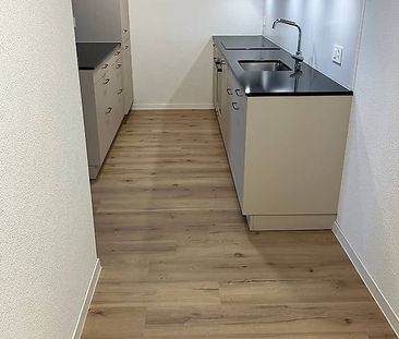 2½ Zimmer Wohnung Parterre mit Sitzplatz - Foto 3