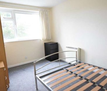 Elizabeth Court, Grove Road, East Cliff, BH1 - Photo 5