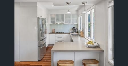 Designed With Lifestyle Mind! A Must See. - Photo 4