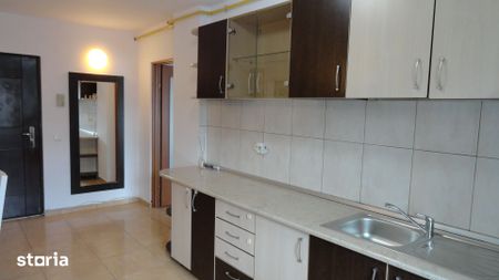 Apartament cu 2 camere decomandate strada Muncitorilor - Photo 5