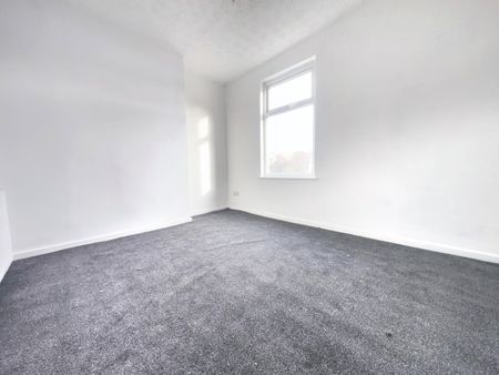 3 Bed Terraced House, Well Lane, S60 - Photo 3