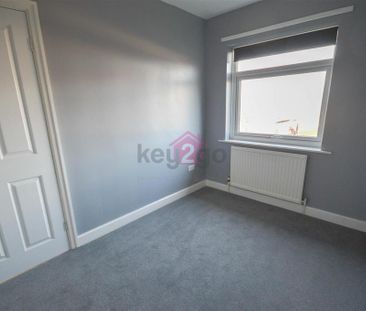 2 bedroom end of terrace house to rent - Photo 6