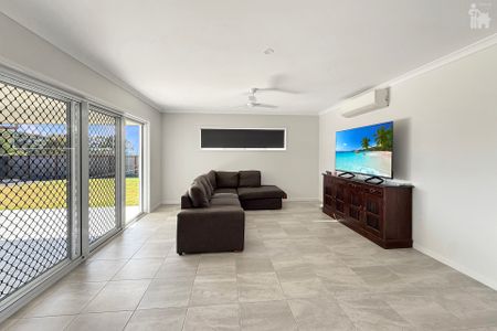 1 Bowie Avenue, - Photo 2