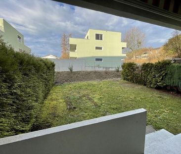 Helle Wohnung mit grosszügigem Sitzplatz - Photo 2