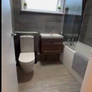 5 bedroom flat share to rent - Photo 1