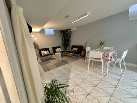 5 Belwood Boulevard #Bsmt - Photo 3