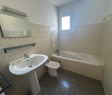 Location Appartement 1 pièce 37m² - Photo 1