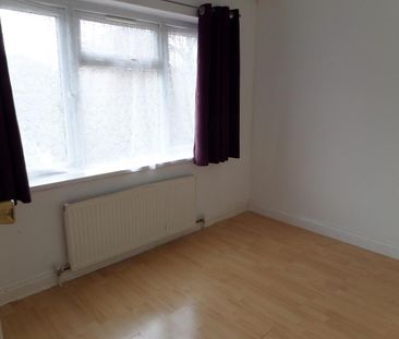 2 bedroom maisonette to rent - Photo 6