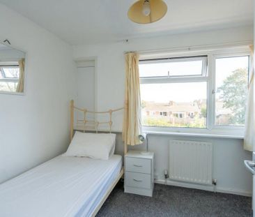 3 bedroom house to rent - Photo 3