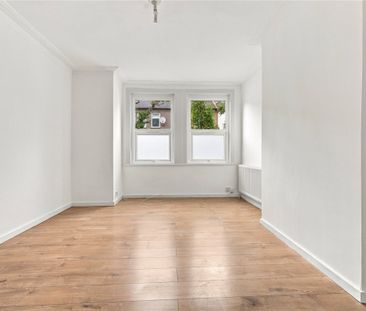 Thackeray Avenue, N17, Tottenham - Photo 4
