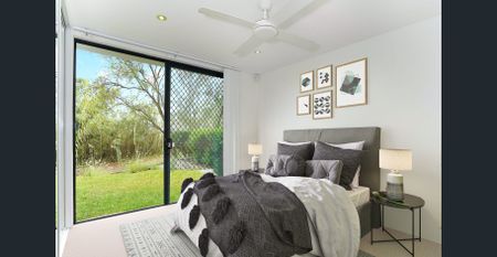 PERFECT, QUIET COURTYARD APARTMENT - Photo 2