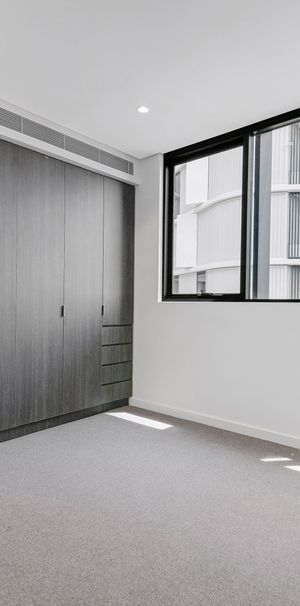 Essential worker affordable housing - 20% under market rent - Photo 1