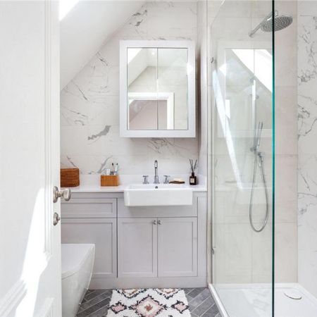 3 bedroom flat to rent - Photo 4