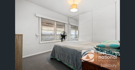 Spacious Three-Bedroom Home in Davoren Park - Photo 4