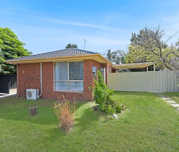 49 Courtenay Avenue, Cranbourne North VIC 3977 - House For Rent | D... - Photo 5